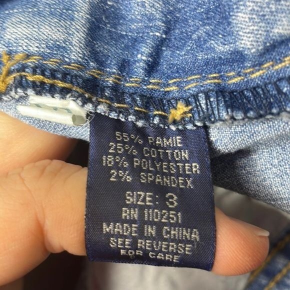 Vintage Y2K Angels Size 3 Light Wash Low Rise Rhinestone Cropped Cuffed Jeans - Picture 12 of 12